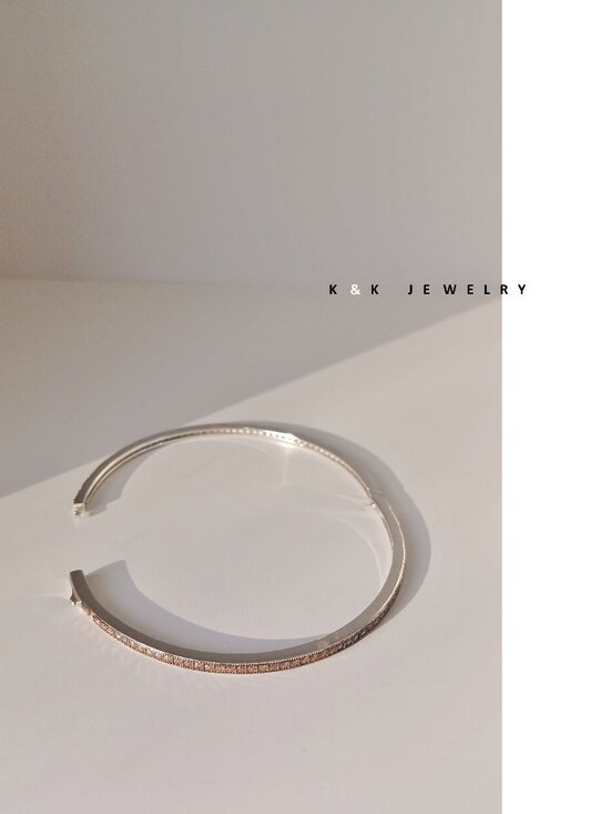 sterling silver Jewelry - Brand new special safety buckle solid 925 sterling silver with CZ bangle